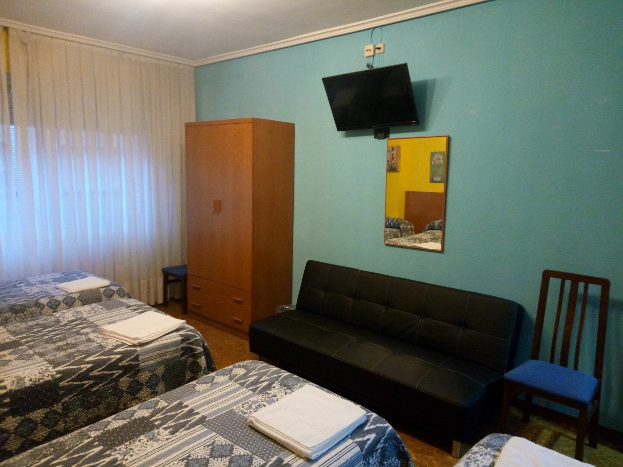 Pension Cinco Villas Logroño Exteriör bild